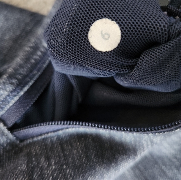 Lululemon Forme Jacket Zip-up Slub Denim Sz 6 - Picture 11 of 11